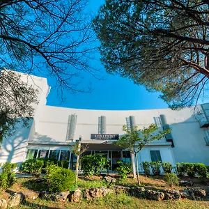 4* Hotel Zenitude Hôtel-résidences La Tour De Mare